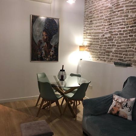 Estudio Centrico En Punonrostro Sevilla Exteriér fotografie